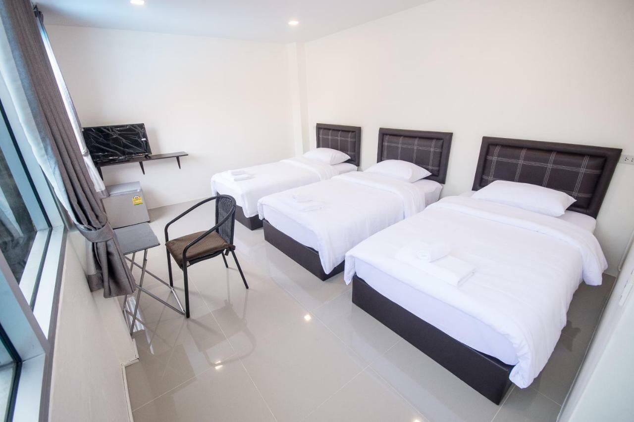 Ninaguesthouse Bangkok Zewnętrze zdjęcie