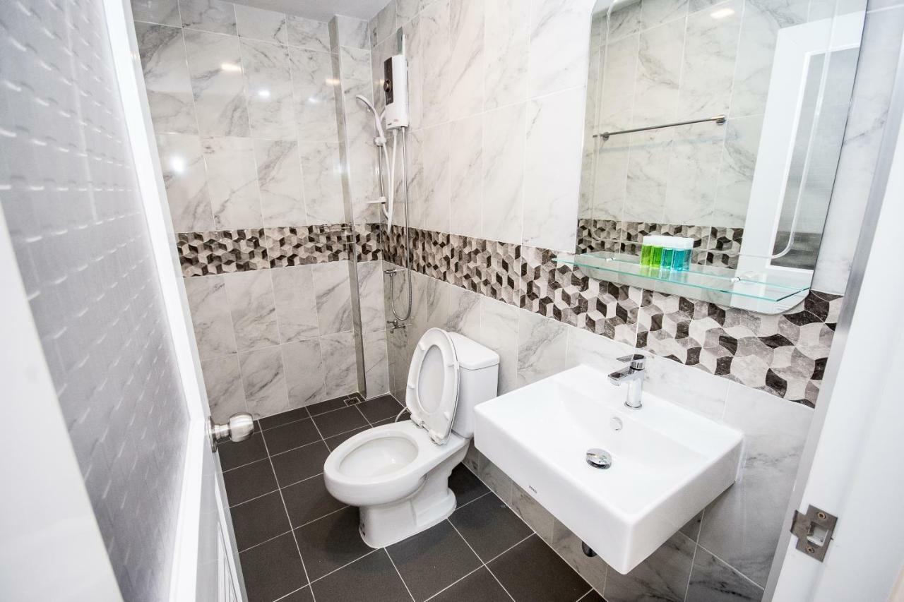 Ninaguesthouse Bangkok Zewnętrze zdjęcie